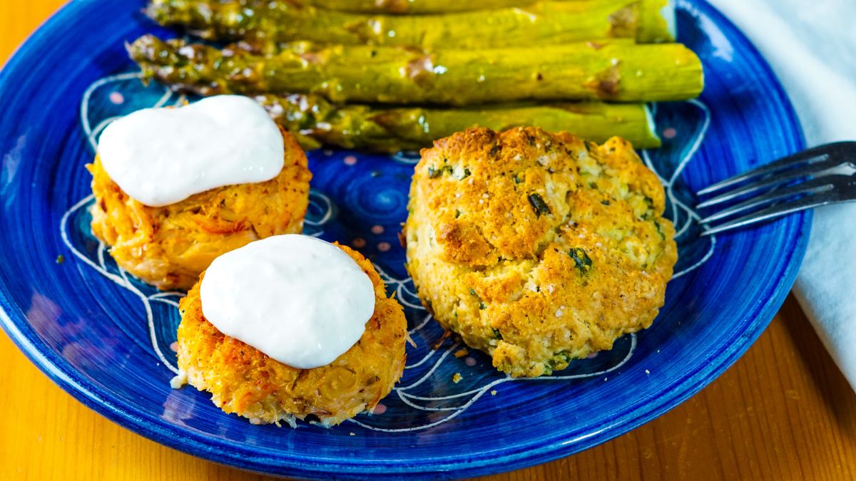 10 Substitutes for Mayonnaise in Crab Cakes