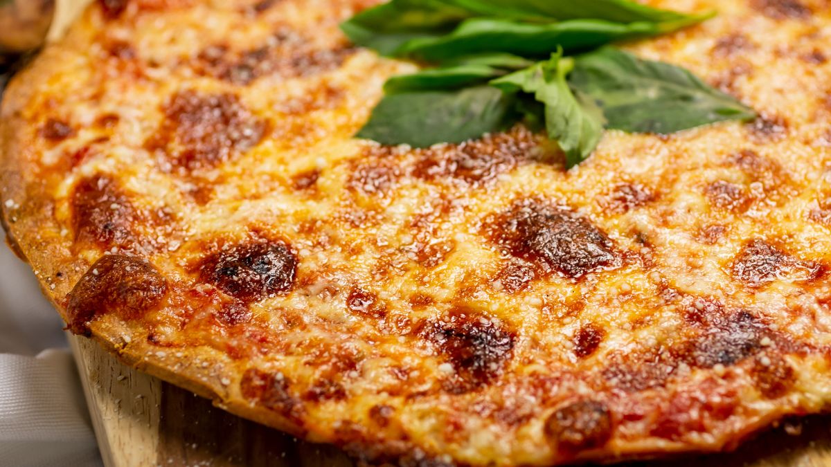 Best Frozen Cauliflower Pizza and Pizza Crusts 1