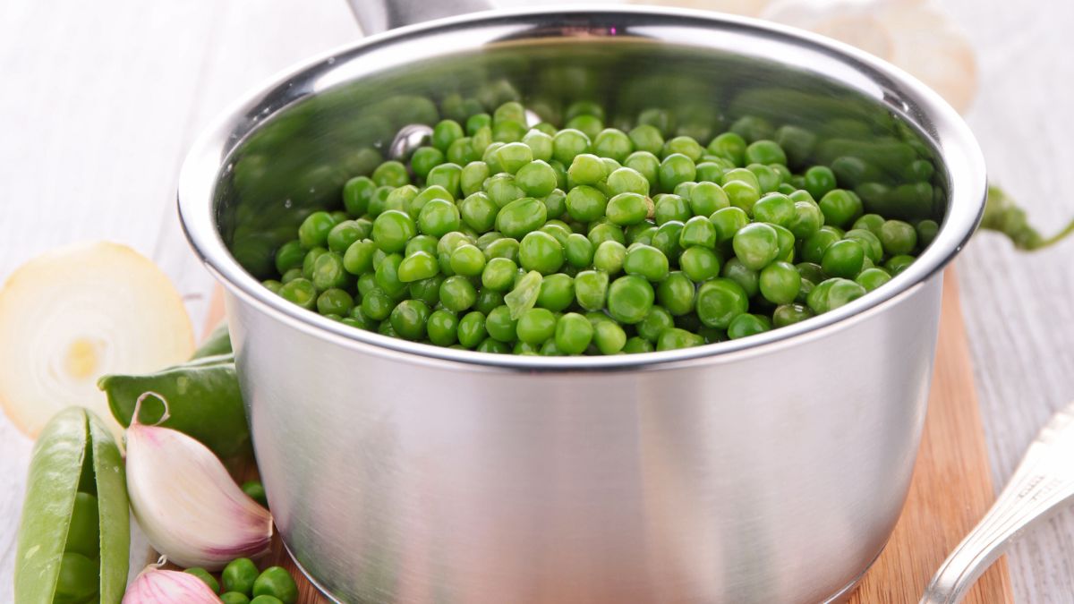Cooking Frozen Peas With Garlic