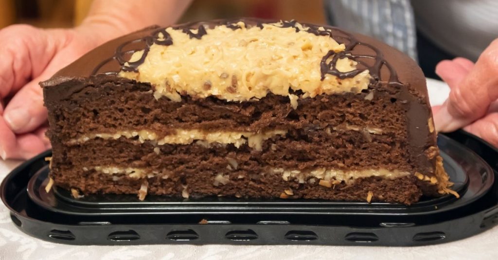 German Chocolate Cake Vs Chocolate Cake