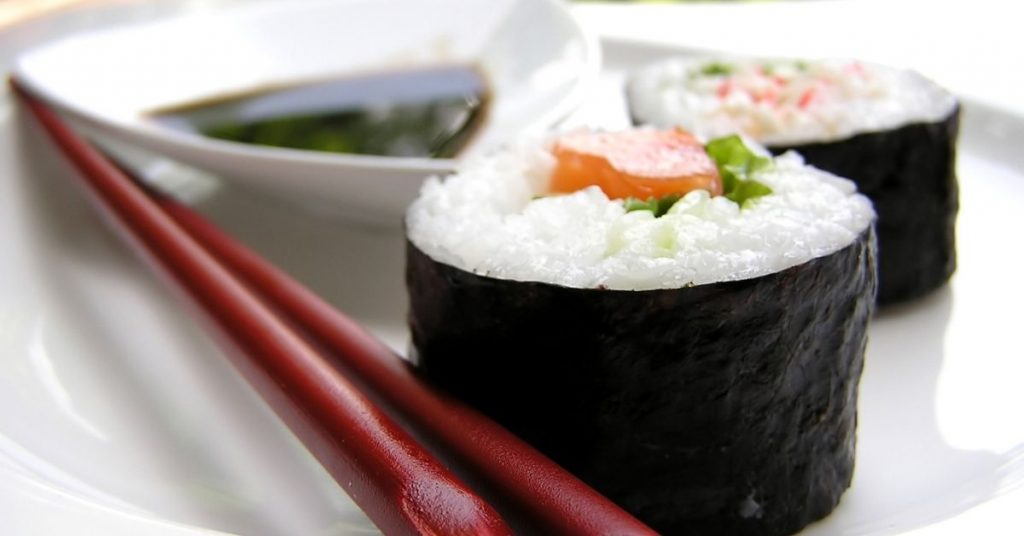 How Many Sushi Rolls Per Person