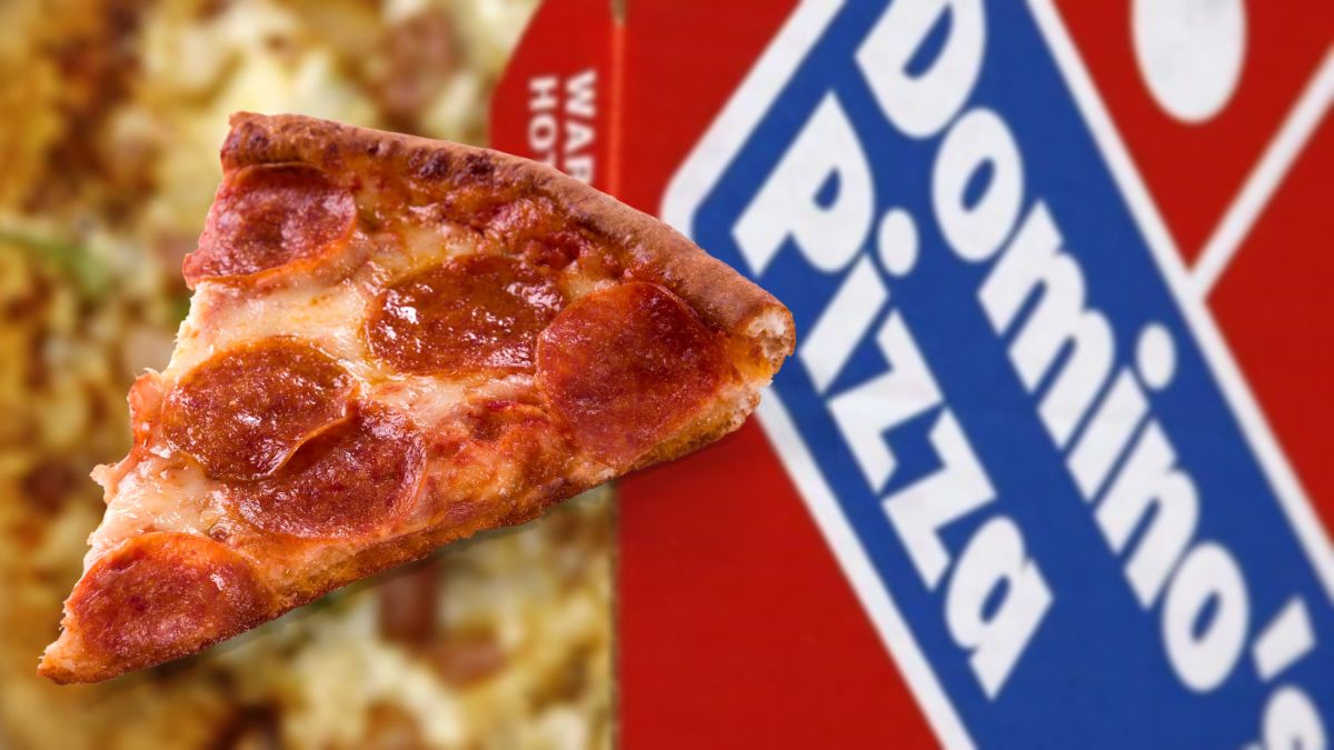 How to Reheat Domino's Pizza