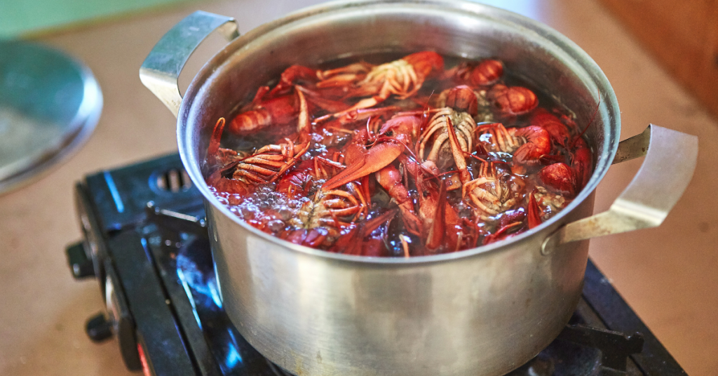 How to Reheat Frozen Crawfish
