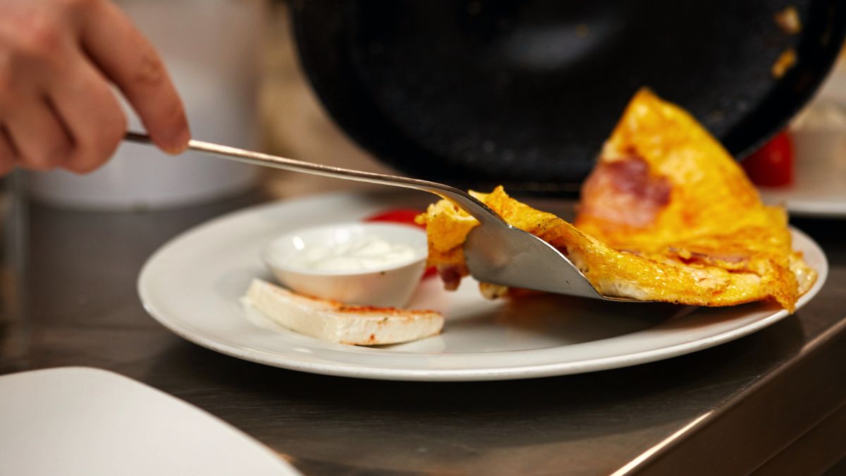 How to Reheat Waffle House Food