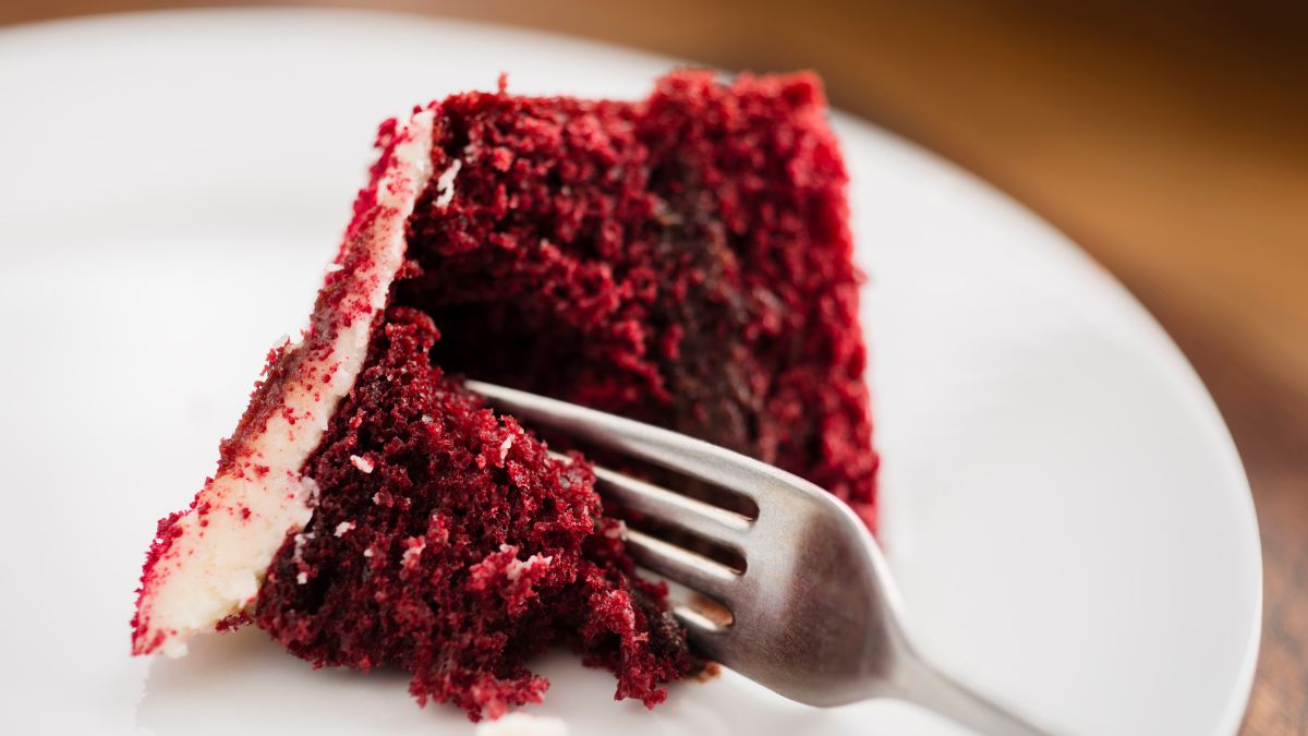 How to Store Red Velvet Cake & Cupcakes