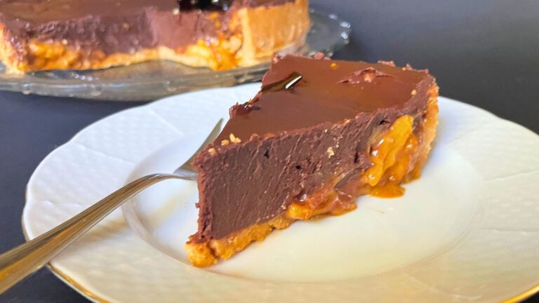 No Bake Chocolate Banana Cake Recipe