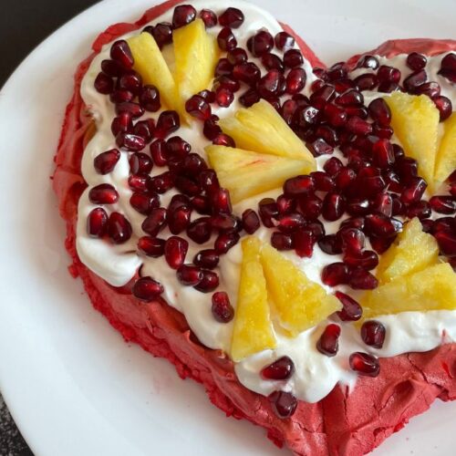 Red Velvet Pavlova Cake