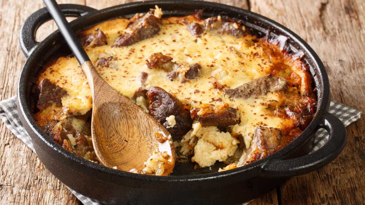 Tave Kosi is albanian national dish