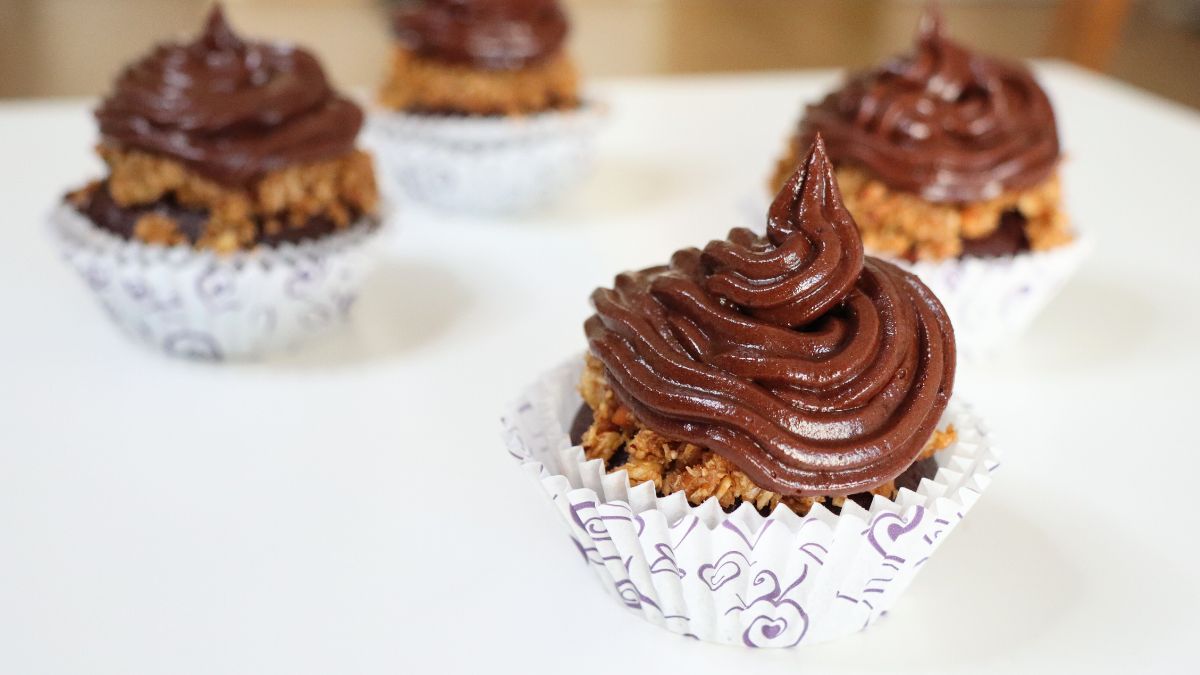how to make german chocolate cupcakes