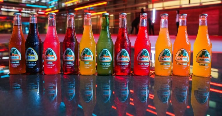 what does jarritos taste like