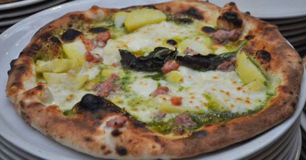 what does pesto taste like